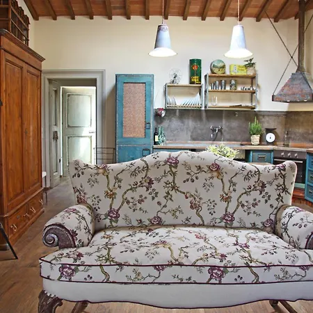 مزرعة للإقامة Vicolabate سان كاشّانو إنْ فال دي بيزا